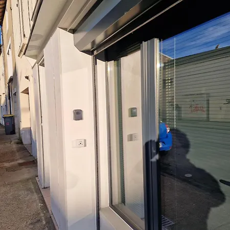 La Mirebalaise Lägenhet Poitiers